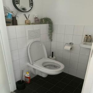 housePhoto
