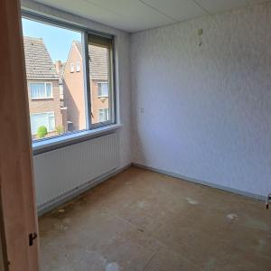 housePhoto