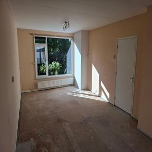 housePhoto