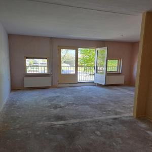 housePhoto