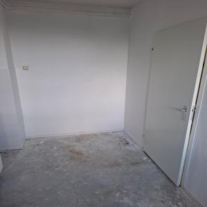 housePhoto