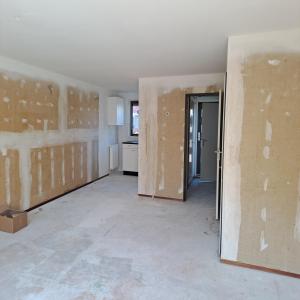 housePhoto