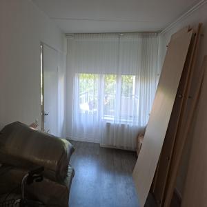 housePhoto