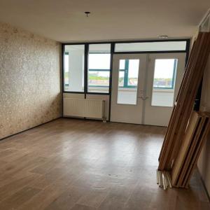 housePhoto