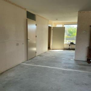 housePhoto