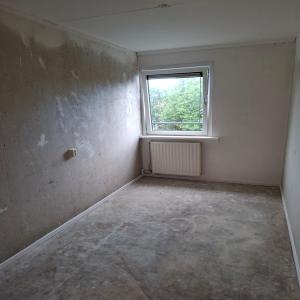 housePhoto
