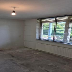 housePhoto