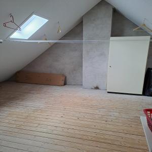 housePhoto