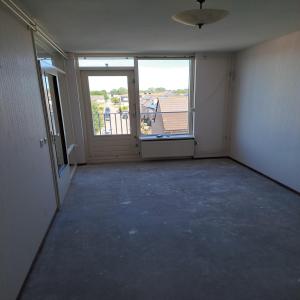 housePhoto