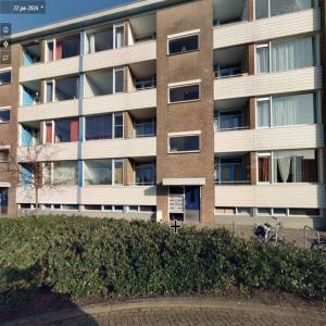housePhoto