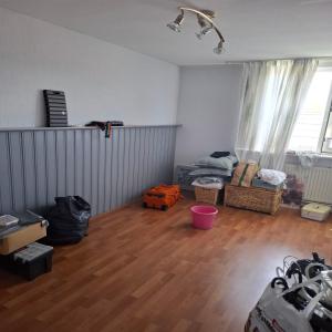 housePhoto
