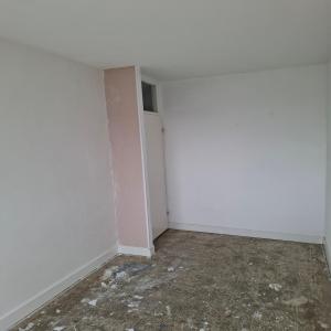 housePhoto