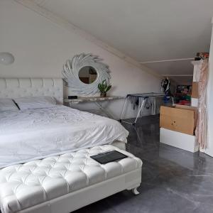 housePhoto