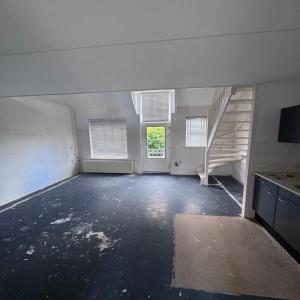 housePhoto