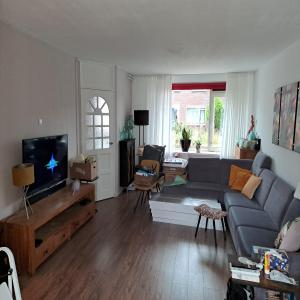housePhoto