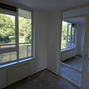 housePhoto