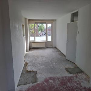 housePhoto