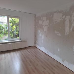 housePhoto