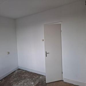 housePhoto