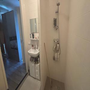 housePhoto