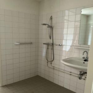 housePhoto