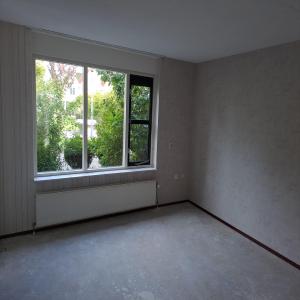 housePhoto