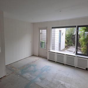 housePhoto