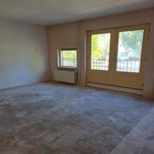 housePhoto