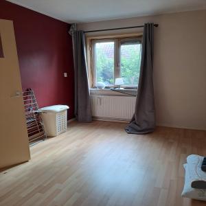 housePhoto