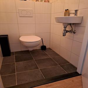 housePhoto
