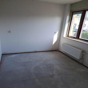 housePhoto