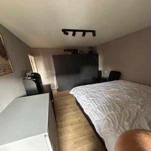 housePhoto