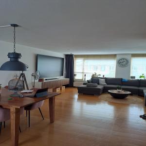 housePhoto