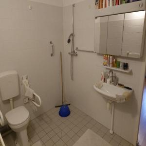 housePhoto