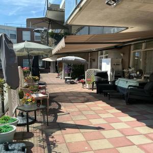 housePhoto