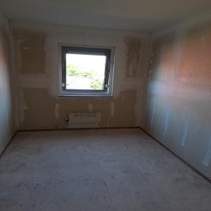 housePhoto