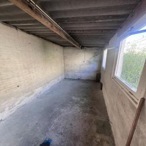 housePhoto