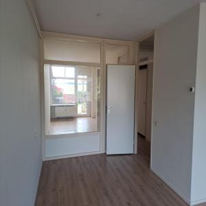 housePhoto