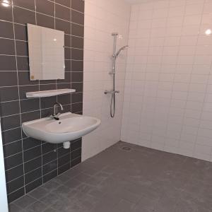 housePhoto