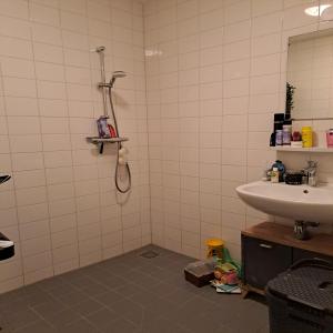 housePhoto