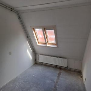 housePhoto
