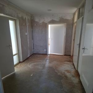 housePhoto