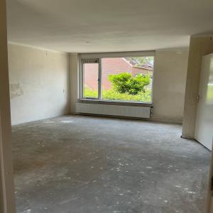 housePhoto