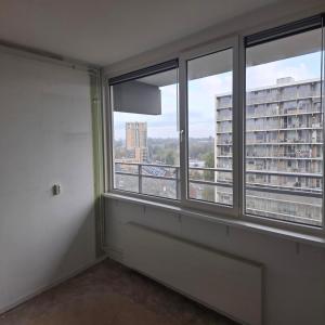 housePhoto