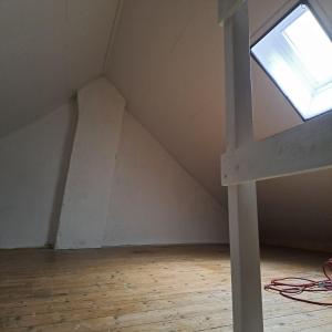 housePhoto