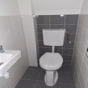 housePhoto