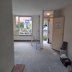 housePhoto