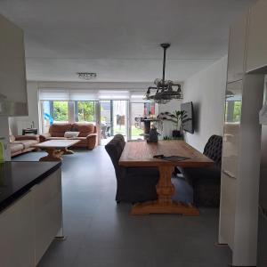 housePhoto