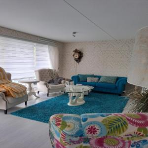 housePhoto