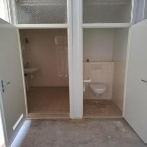 housePhoto